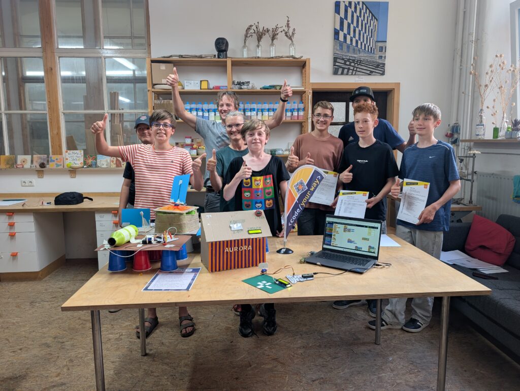 code your way advanced – Bei diesem Workshop konnten Jugendliche sich durch das Weltall coden
