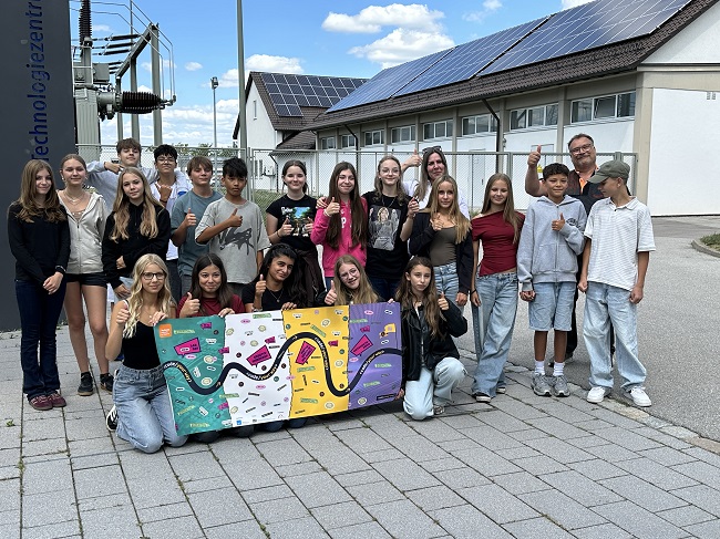 Aktiv für den Nachwuchs – im LEW Technologiezentrum Königsburg begeistern sich immer mehr Schülerinnen und Schüler fürs Coden